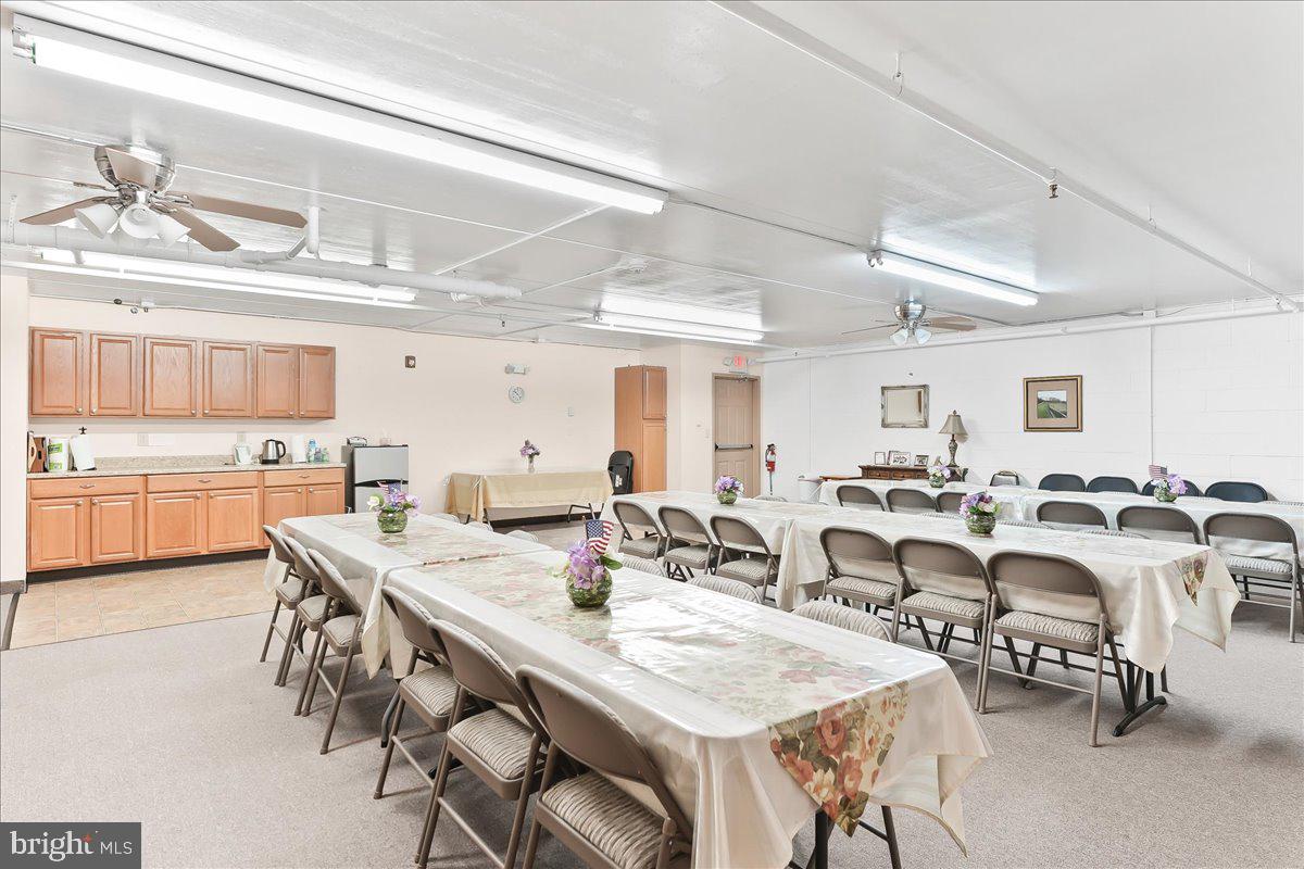 615 Brandon Road Norristown, PA 19403 - Photo 26 of 36 Building #6 - social room