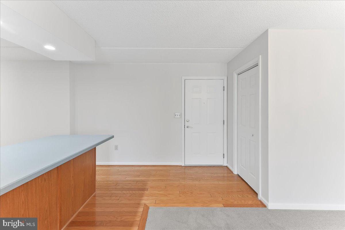 615 Brandon Road Norristown, PA 19403 - Photo 7 of 36 Front door, nice sized closet