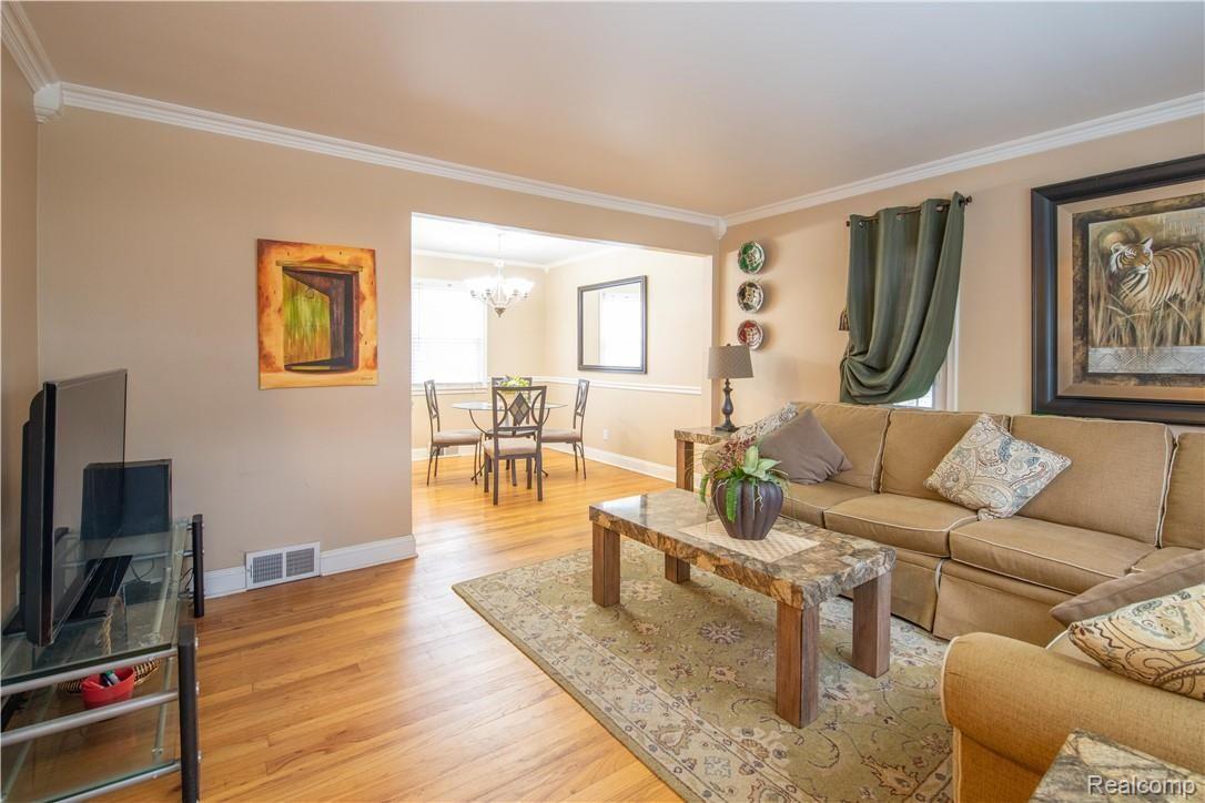 1779 Graefield Road Birmingham, MI 48009 - Photo 2 of 20 Graefield 1179 -2.jpg