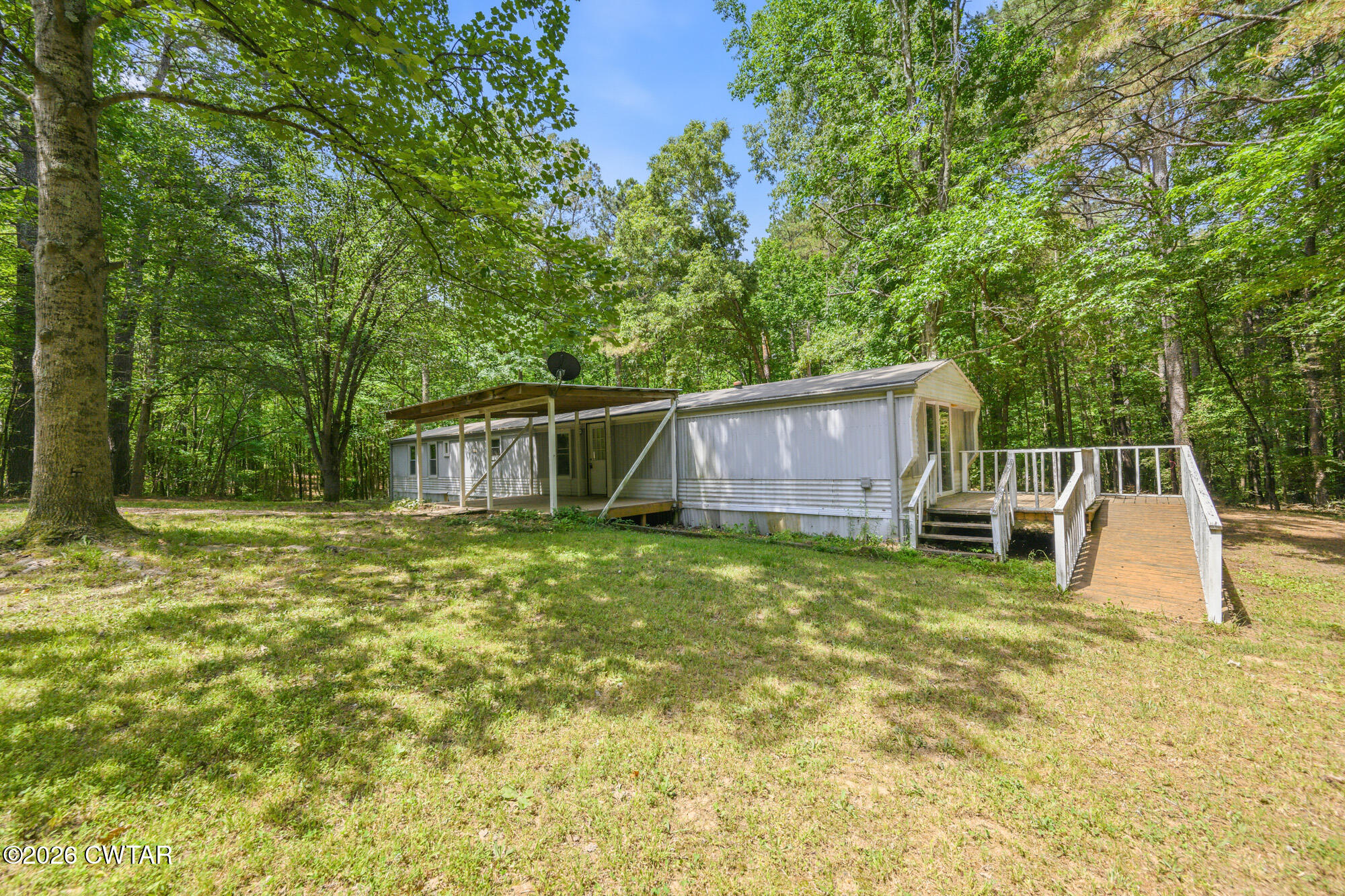 2417 Maytown Road Bruceton, TN 38317 - Photo 3 of 19 NZ9_1565