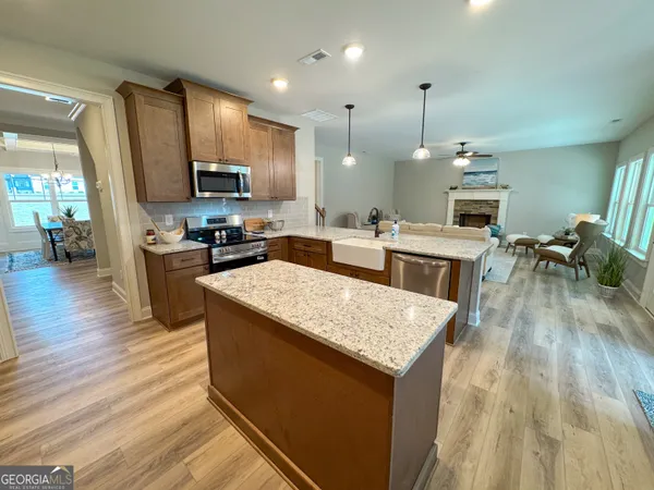 $536,300 | 708 Traveler Lane, Williamson, GA 30292