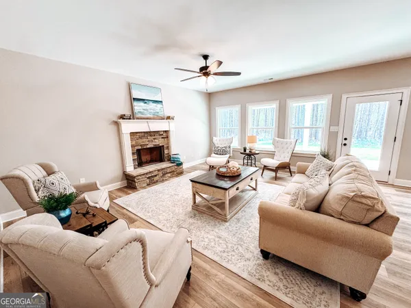 $536,300 | 708 Traveler Lane, Williamson, GA 30292