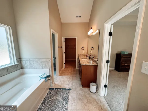 $536,300 | 708 Traveler Lane, Williamson, GA 30292