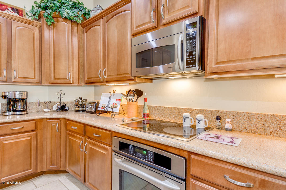 1126 West Joy Ranch Road Phoenix, AZ 85086 - Photo 22 of 45 Built -in Stove Top