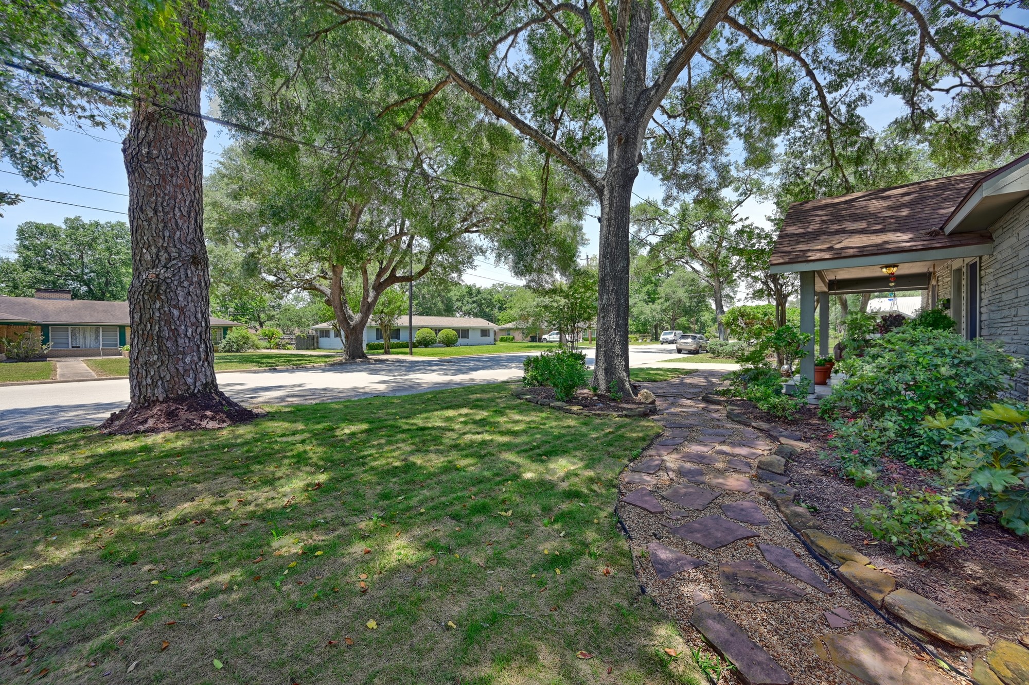 1026 Atchison Street Sealy, TX 77474 - Photo 4 of 50 a view of outdoor space with deck and tree