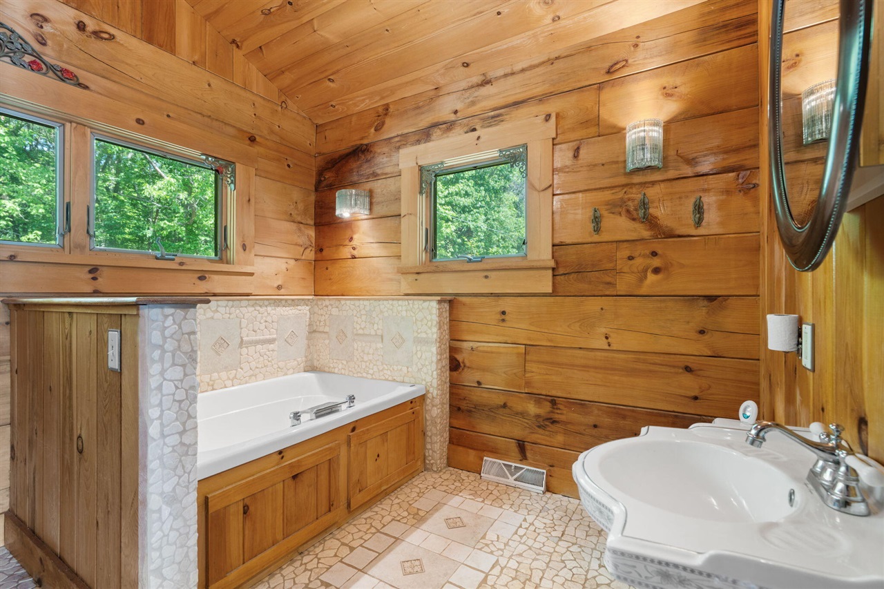 210 Spring Lake Drive Chelsea, MI 48118 - Photo 19 of 70
