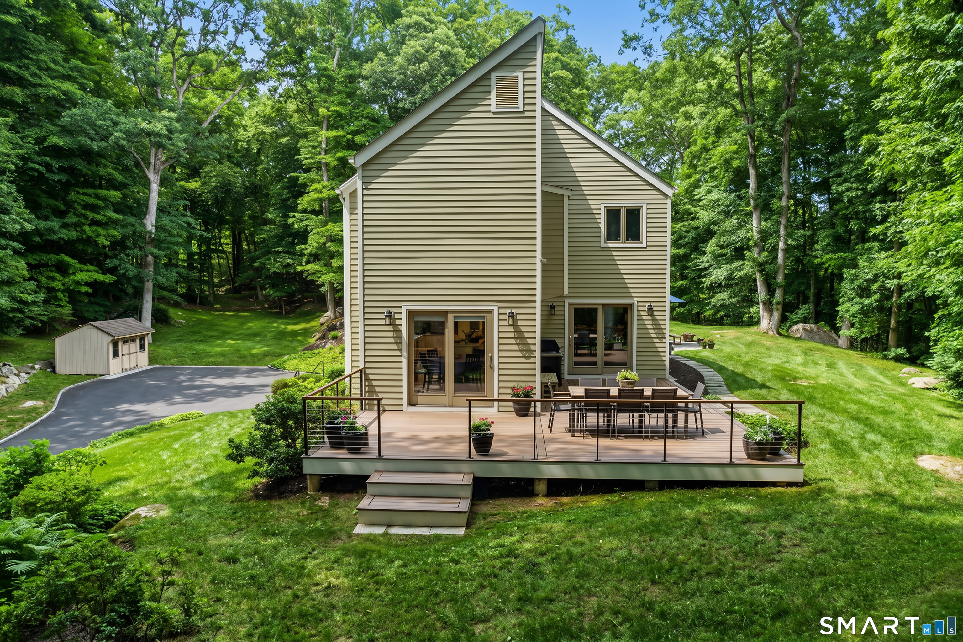 3 High Valley Road Ridgefield, CT 06877 - Photo 12 of 40