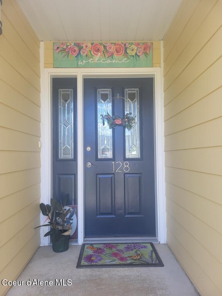 128 Spur Drive Sandpoint, ID 83864 - Photo 3 of 33 Front Porch