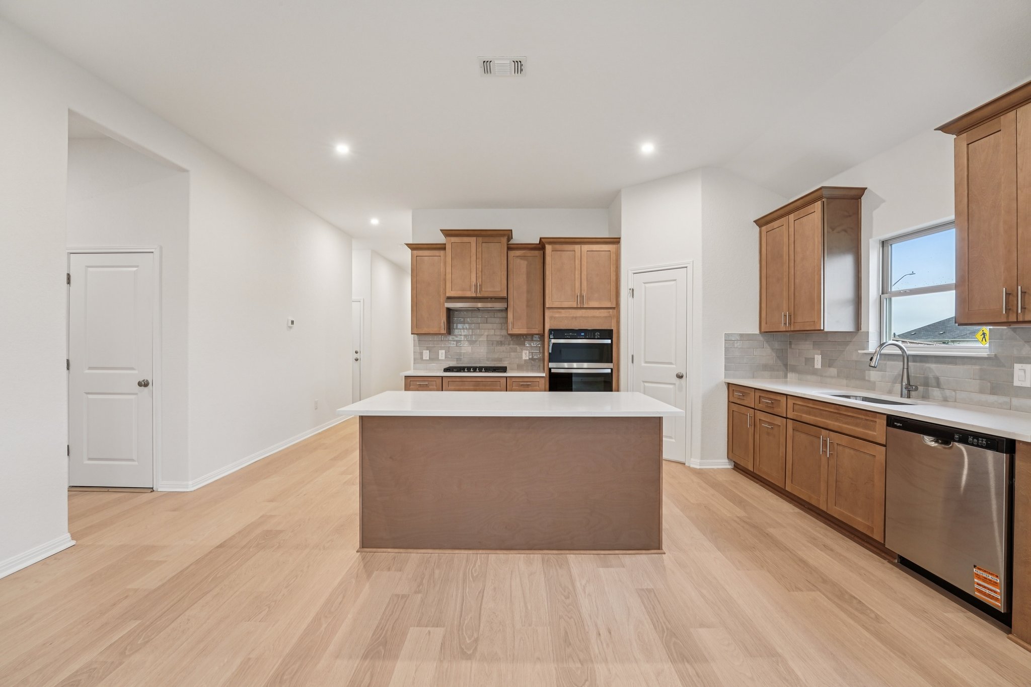 391 Backstays Loop Kyle, TX 78640 - Photo 5 of 40