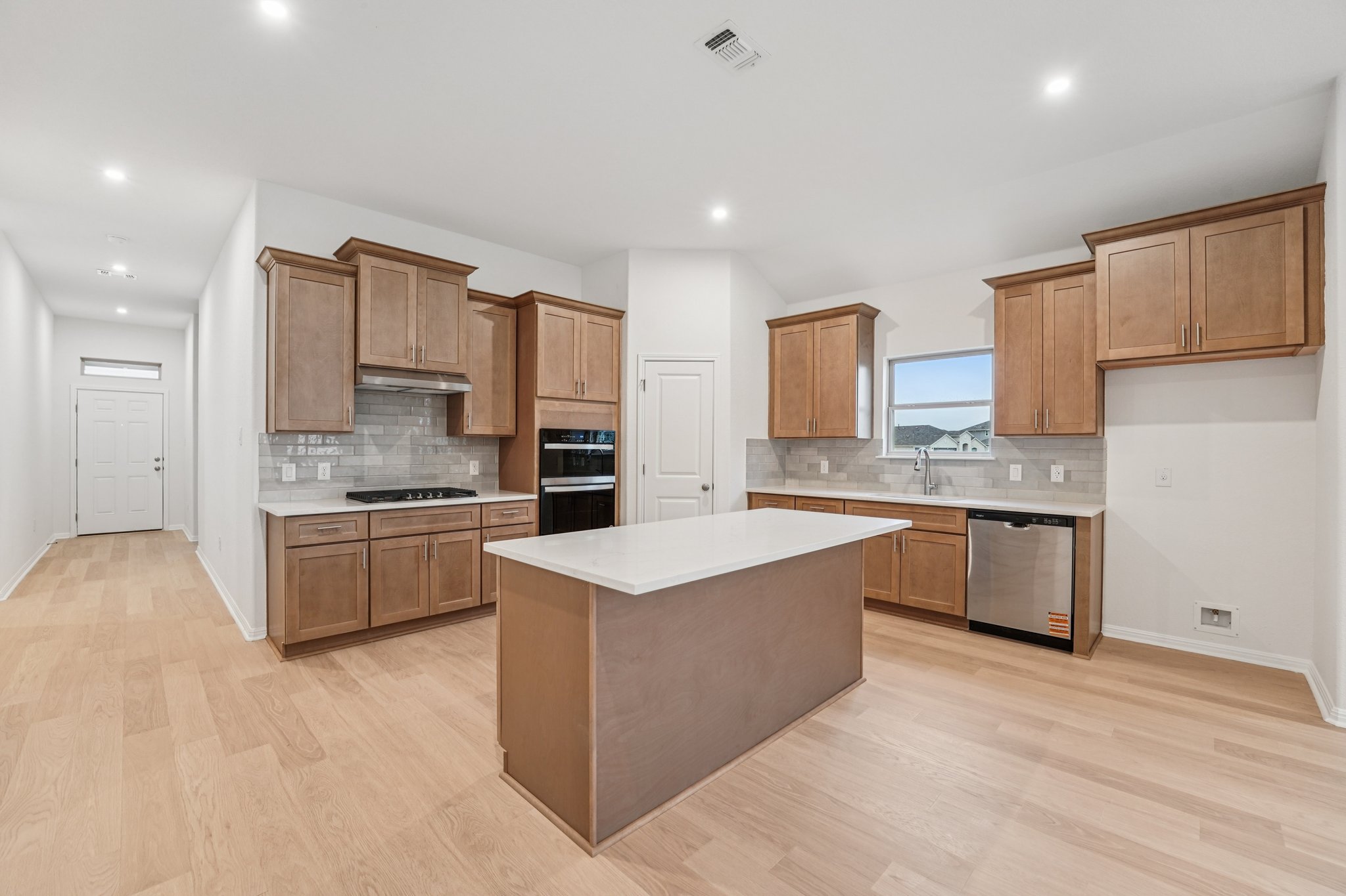 391 Backstays Loop Kyle, TX 78640 - Photo 6 of 40