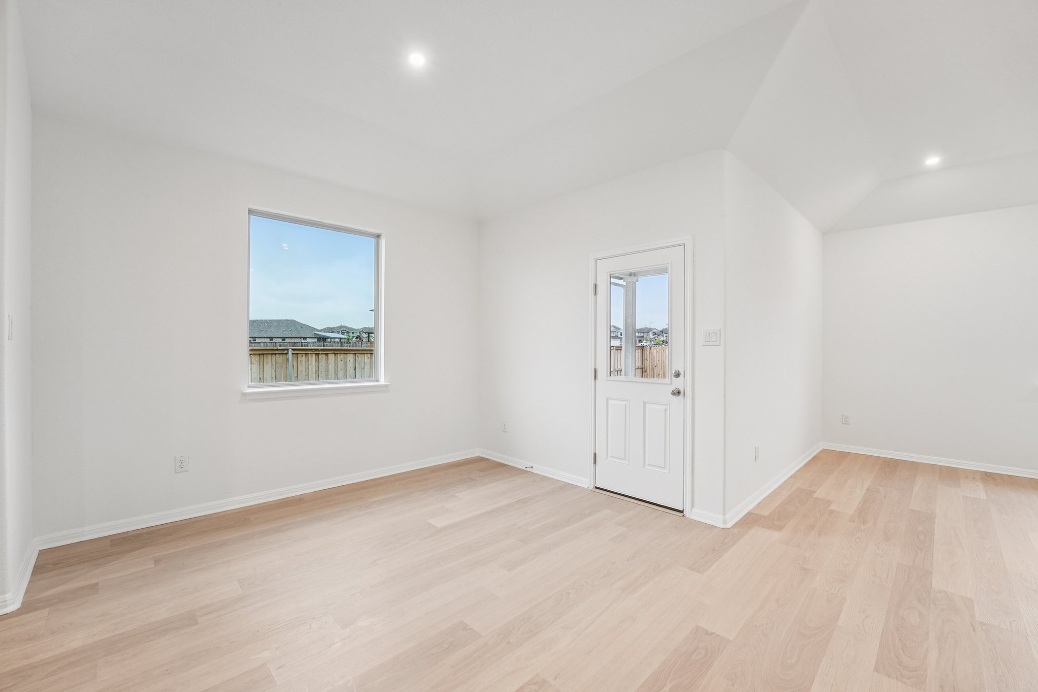 391 Backstays Loop Kyle, TX 78640 - Photo 8 of 40