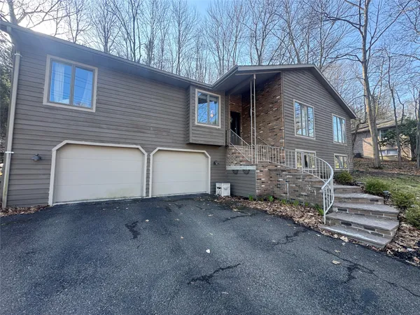 $2,800 | 41 Kenilworth Road, Binghamton, NY 13903