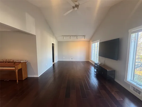 $2,800 | 41 Kenilworth Road, Binghamton, NY 13903