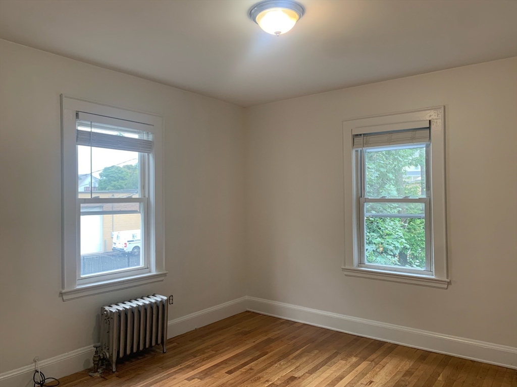 29 Gibson Street, Unit 2L Boston, MA 02122 - Photo 4 of 11