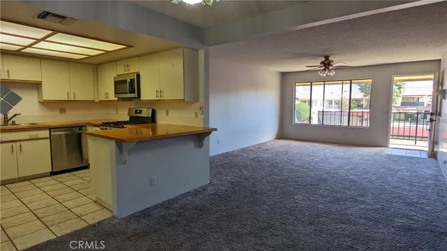 $1,800 | 25604 Sharp Drive, Unit O, Hemet, CA 92544