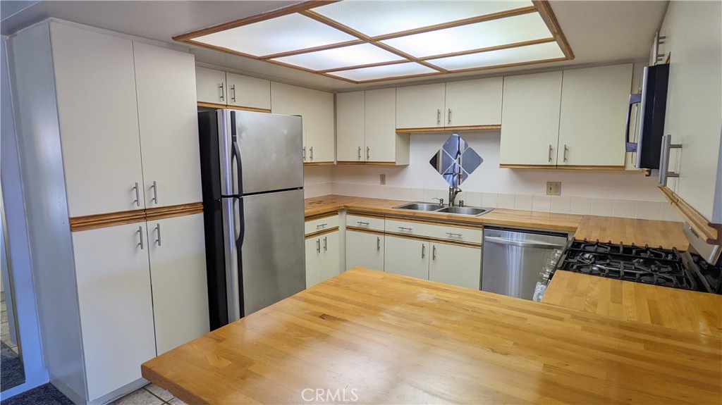 25604 Sharp Drive, Unit O Hemet, CA 92544 - Photo 6 of 22