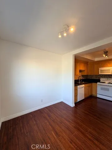 $689,000 | 2500 East 4th Street, Long Beach, CA 90814