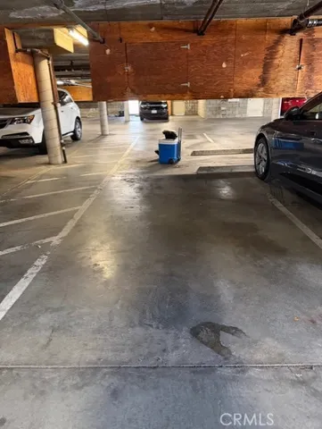 $689,000 | 2500 East 4th Street, Long Beach, CA 90814