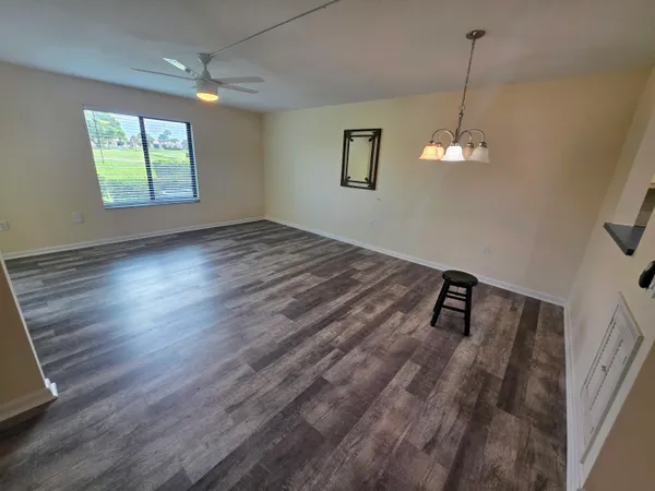 $209,900 | 5403 Southeast Miles Grant Road, Unit H108, Stuart, FL 34997