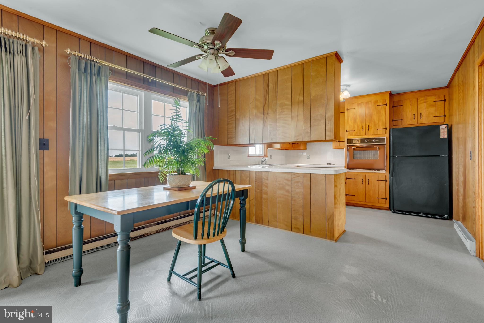 8629 Airy Hill Road Chestertown, MD 21620 - Photo 18 of 45 Family Room Kitchen Combo