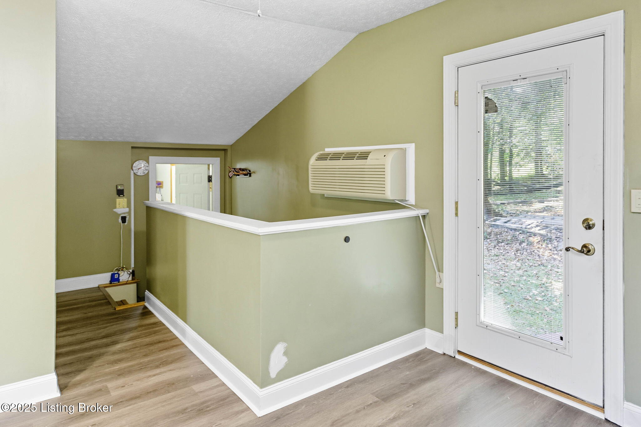 303 Quartermouse Road Shepherdsville, KY 40165 - Photo 53 of 73 303 Quartermouse Rd-67