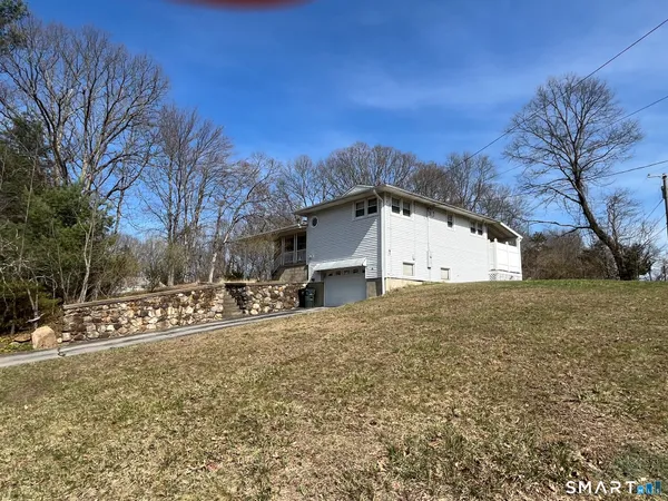 $339,900 | 24 Rozum Circle, Prospect, CT 06712