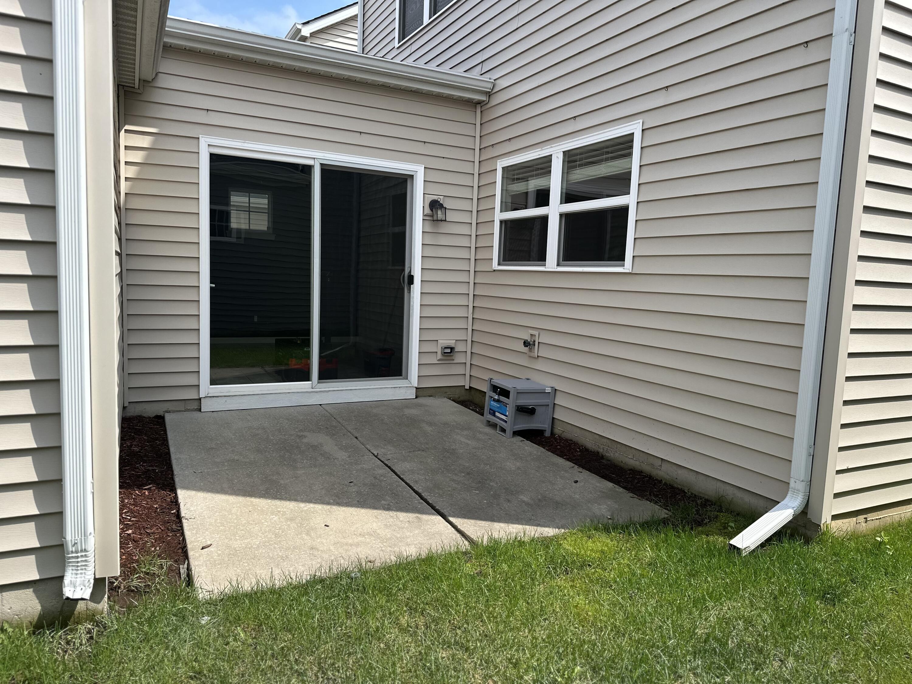 1077 East 115th Lane Crown Point, IN 46307 - Photo 15 of 16 a view of outdoor space and yard