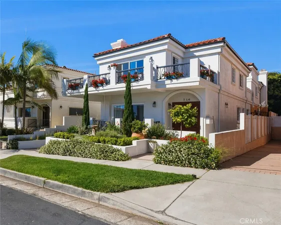$9,500 | 716 North Lucia Avenue, Unit B, Redondo Beach, CA 90277