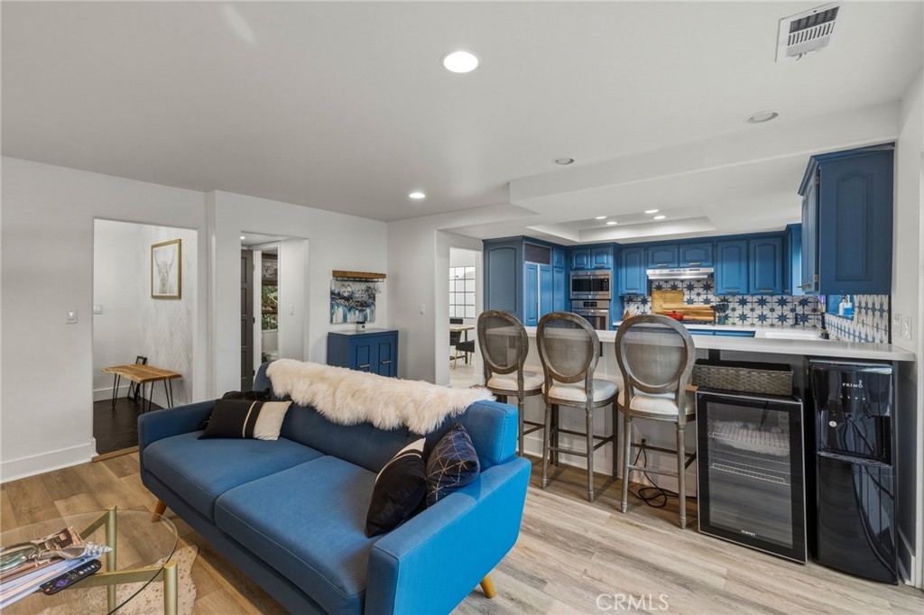 716 North Lucia Avenue, Unit B Redondo Beach, CA 90277 - Photo 13 of 52