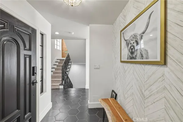 $9,500 | 716 North Lucia Avenue, Unit B, Redondo Beach, CA 90277