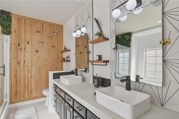 $9,500 | 716 North Lucia Avenue, Unit B, Redondo Beach, CA 90277