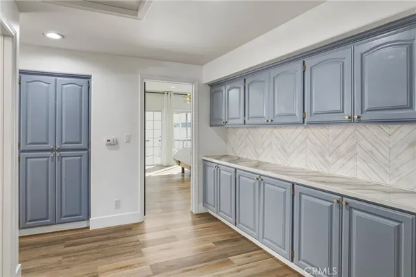 $9,500 | 716 North Lucia Avenue, Unit B, Redondo Beach, CA 90277