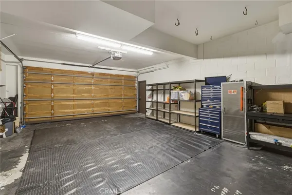 $9,500 | 716 North Lucia Avenue, Unit B, Redondo Beach, CA 90277