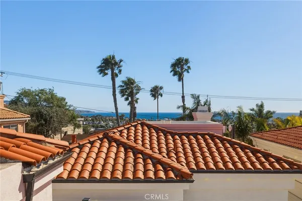 $9,500 | 716 North Lucia Avenue, Unit B, Redondo Beach, CA 90277