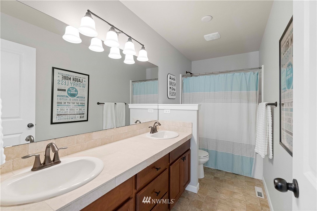 2510 Northeast 24th Place Renton, WA 98056 - Photo 17 of 35 Gallery Image 17