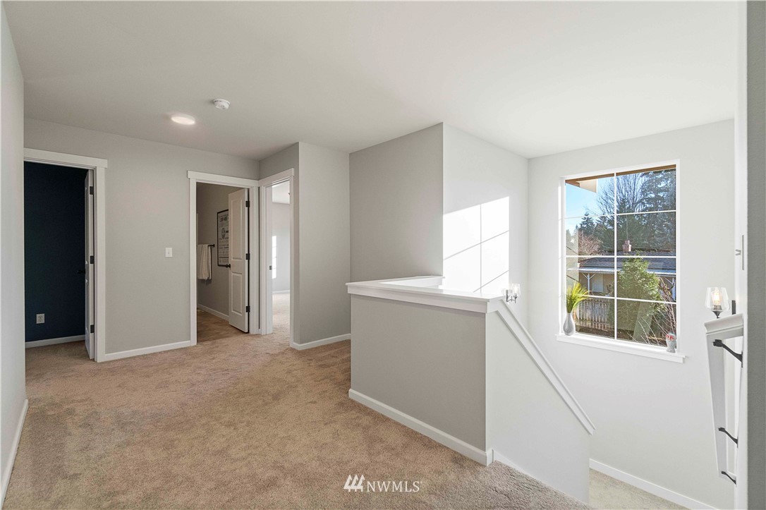 2510 Northeast 24th Place Renton, WA 98056 - Photo 18 of 35 Gallery Image 18