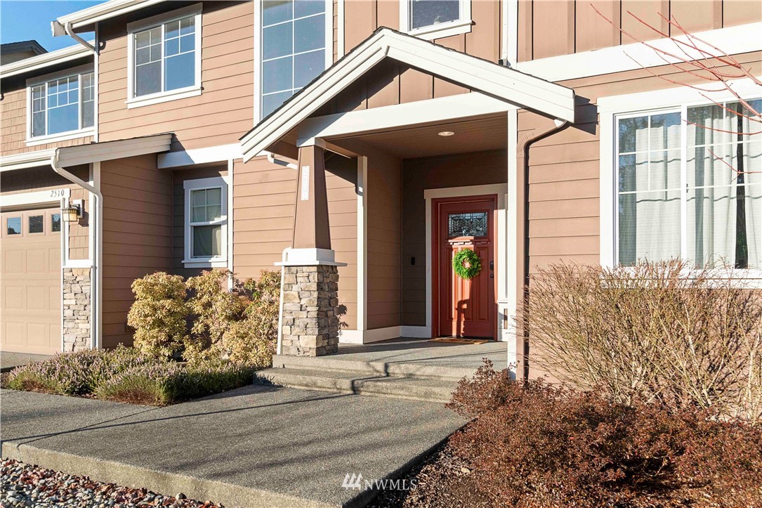 2510 Northeast 24th Place Renton, WA 98056 - Photo 3 of 35 Gallery Image 3