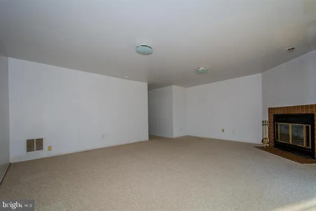 $2,400 | 19 Spring Glen Court, Cockeysville, MD 21030