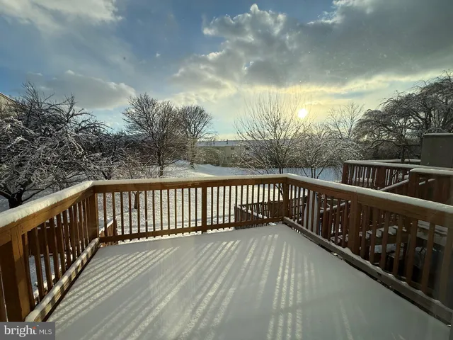 a view of a house with outdoor space