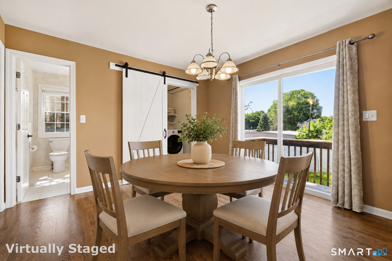 18 Perry Hill Road Shelton, CT 06484 - Photo 5 of 28 Eat-In Kitchen