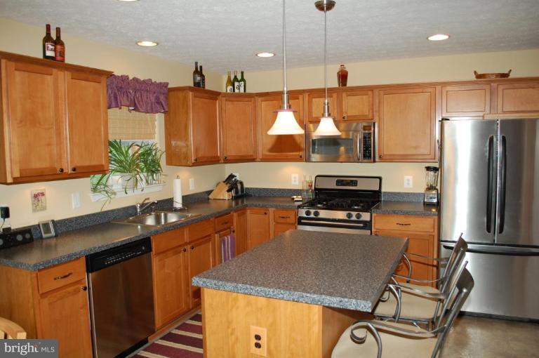 4601 Riddle Drive Nottingham, MD 21236 - Photo 22 of 29 Kitchen