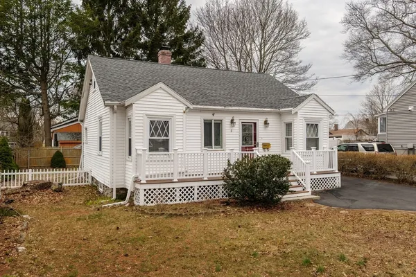 $599,999 | 6 Hayes Avenue, Beverly, MA 01915