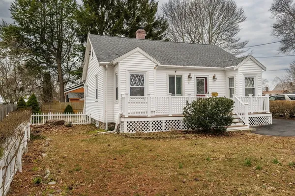 $599,999 | 6 Hayes Avenue, Beverly, MA 01915