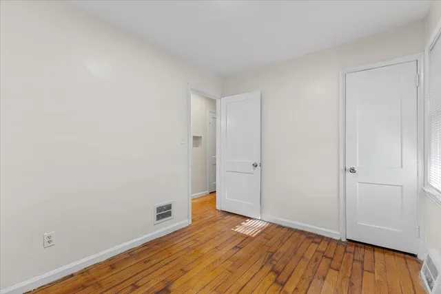 $62,500 | 18700 McCormick Street, Detroit, MI 48224