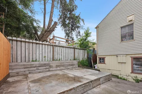 $1,200,000 | 1913 Oakdale Avenue, San Francisco, CA 94124