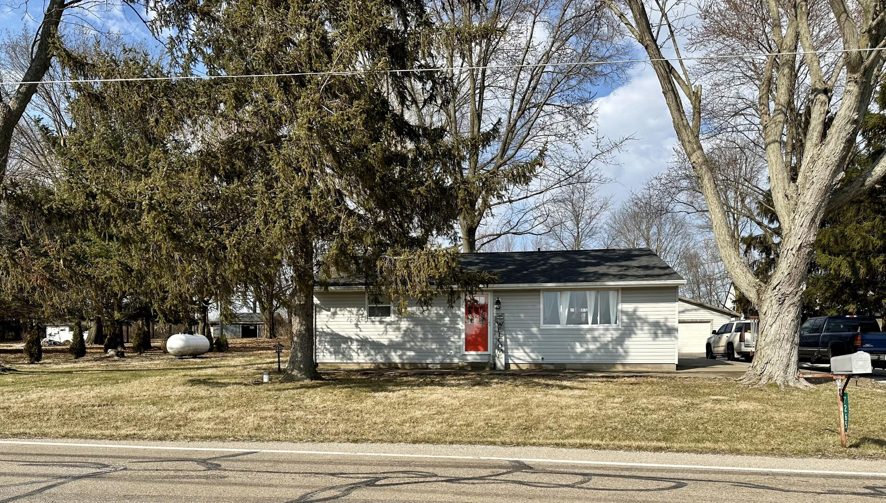 7265 Walnut Grove-Clark County Road Troy, OH 45373 - Photo 2 of 20