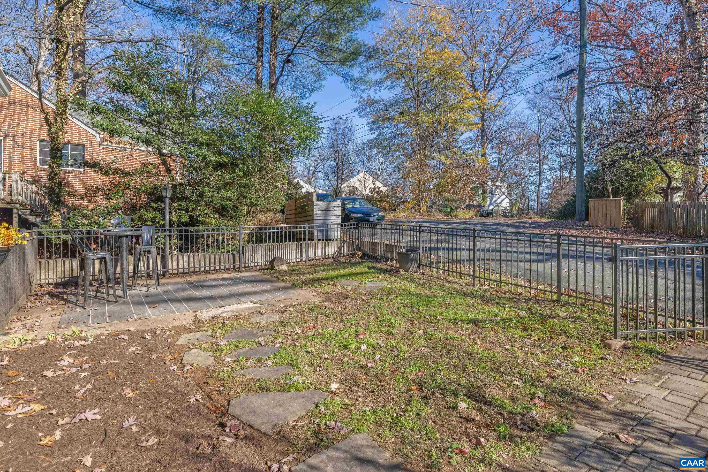 2709 Eton Road Charlottesville, VA 22903 - Photo 5 of 63 Gallery Image 5