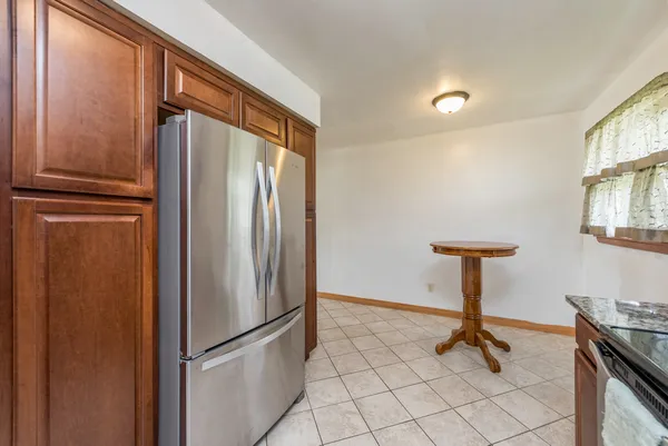 $272,500 | 2203 Gilboa Avenue, Zion, IL 60099