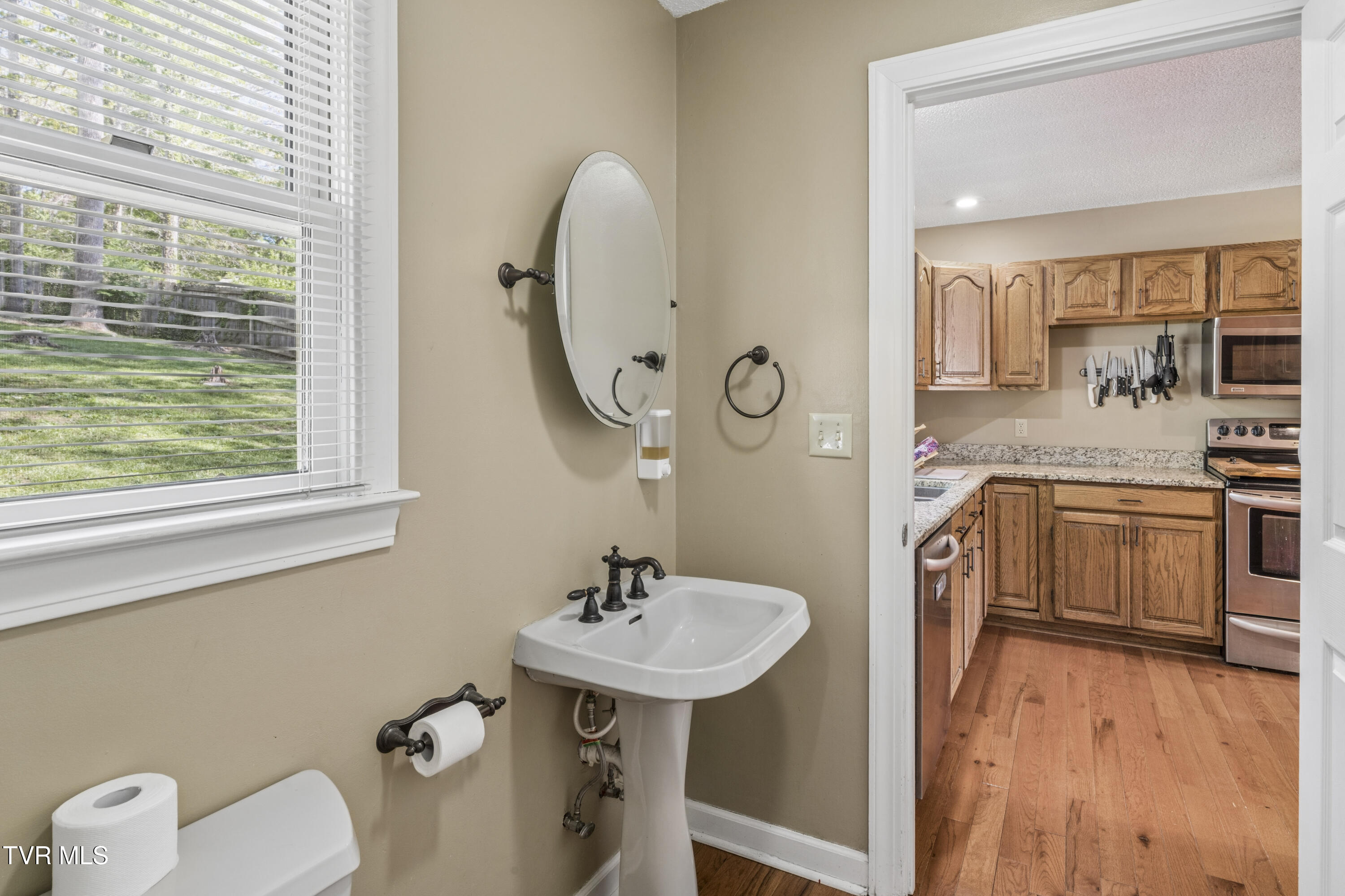 802 Chestnut Avenue Erwin, TN 37650 - Photo 19 of 78 ChestnutAve--16