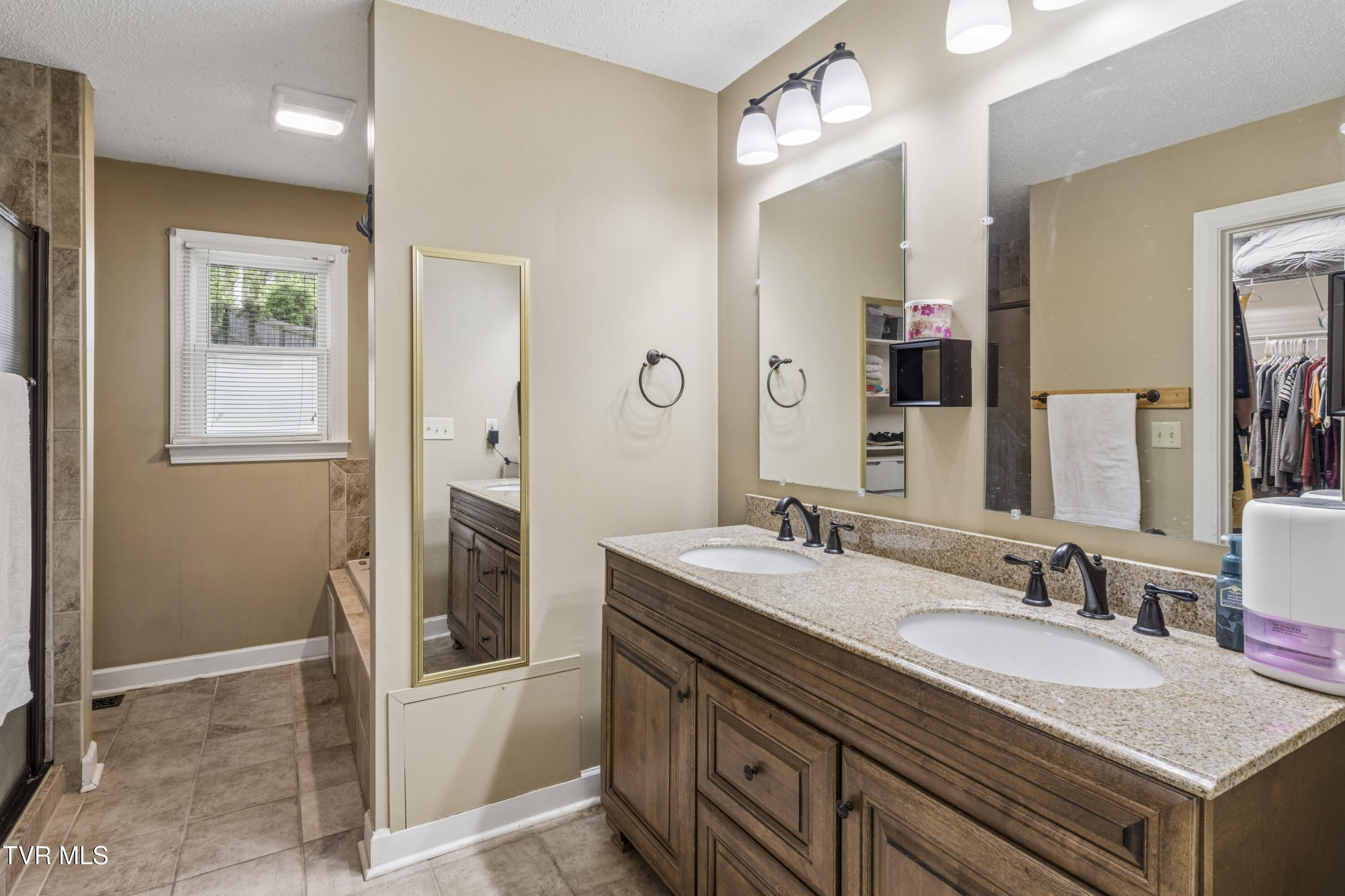 802 Chestnut Avenue Erwin, TN 37650 - Photo 24 of 78 ChestnutAve--21